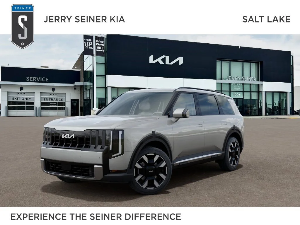 New 2027 Ivory Silver Kia S image 1