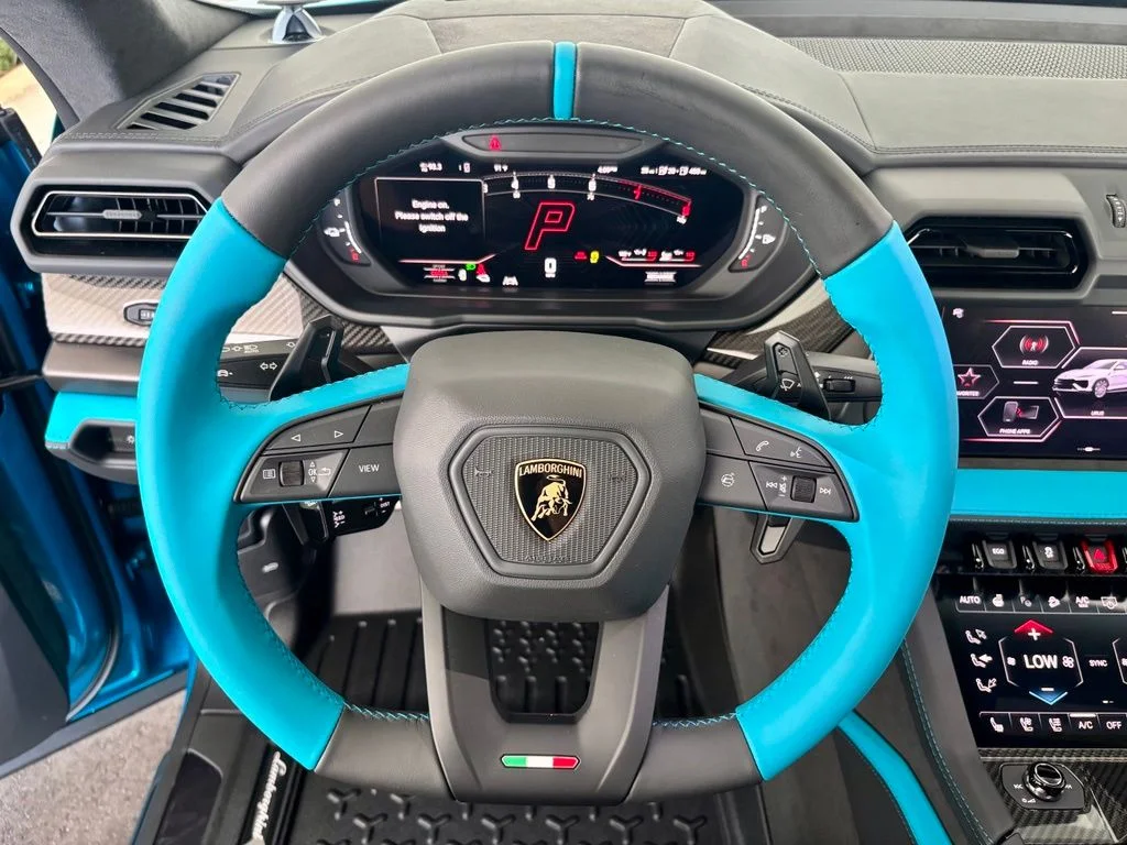 New 2026 Blue Lamborghini SE image 9