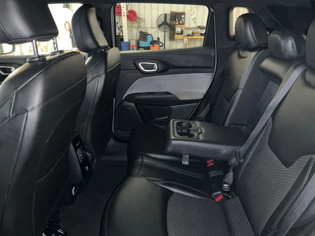 Certified Used 2024 Silver Jeep Latitude image 25