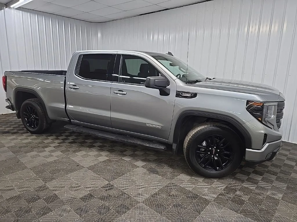 2024 GMC Sierra Elevation 4WD Crew Cab Short Box's photo