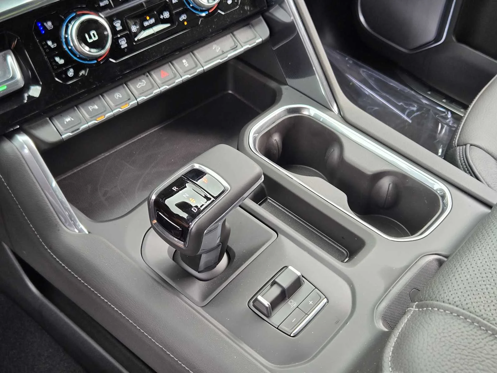 2026 GMC Sierra 1500 Denali - Photo 14