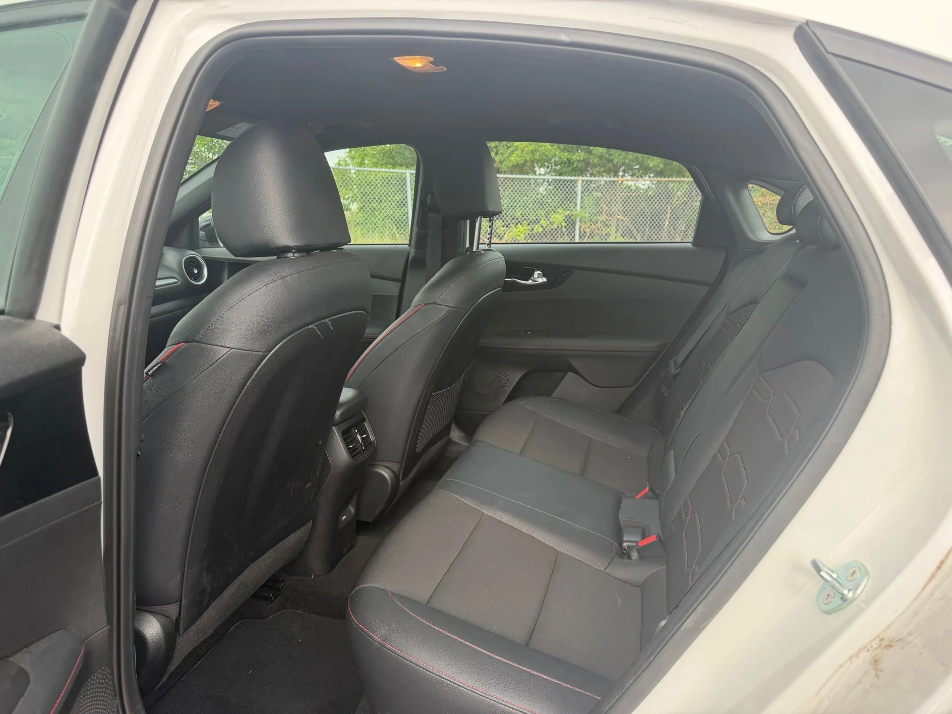 Used 2023 White Kia GT image 11