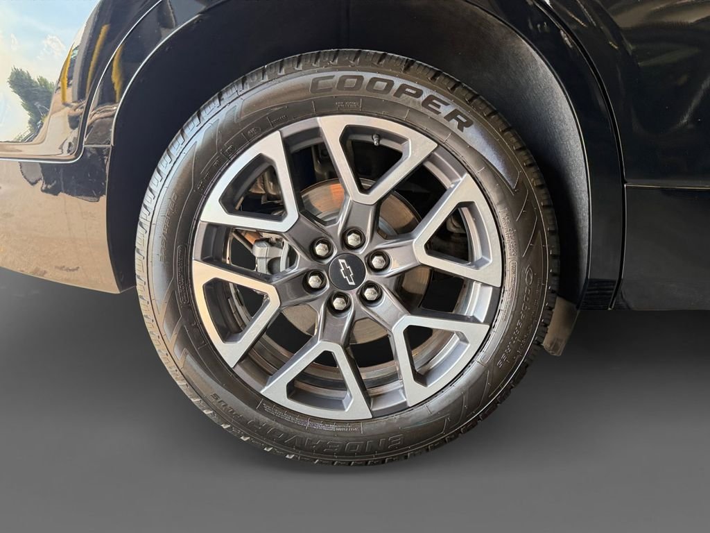 Used 2023 Black Chevrolet RS image 10