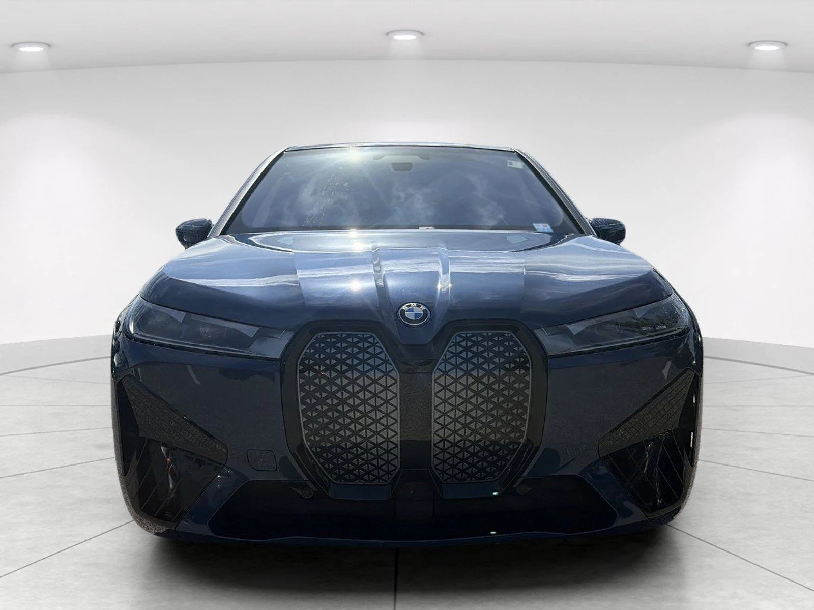 Certified Used 2024 Blue BMW xDrive50 image 2