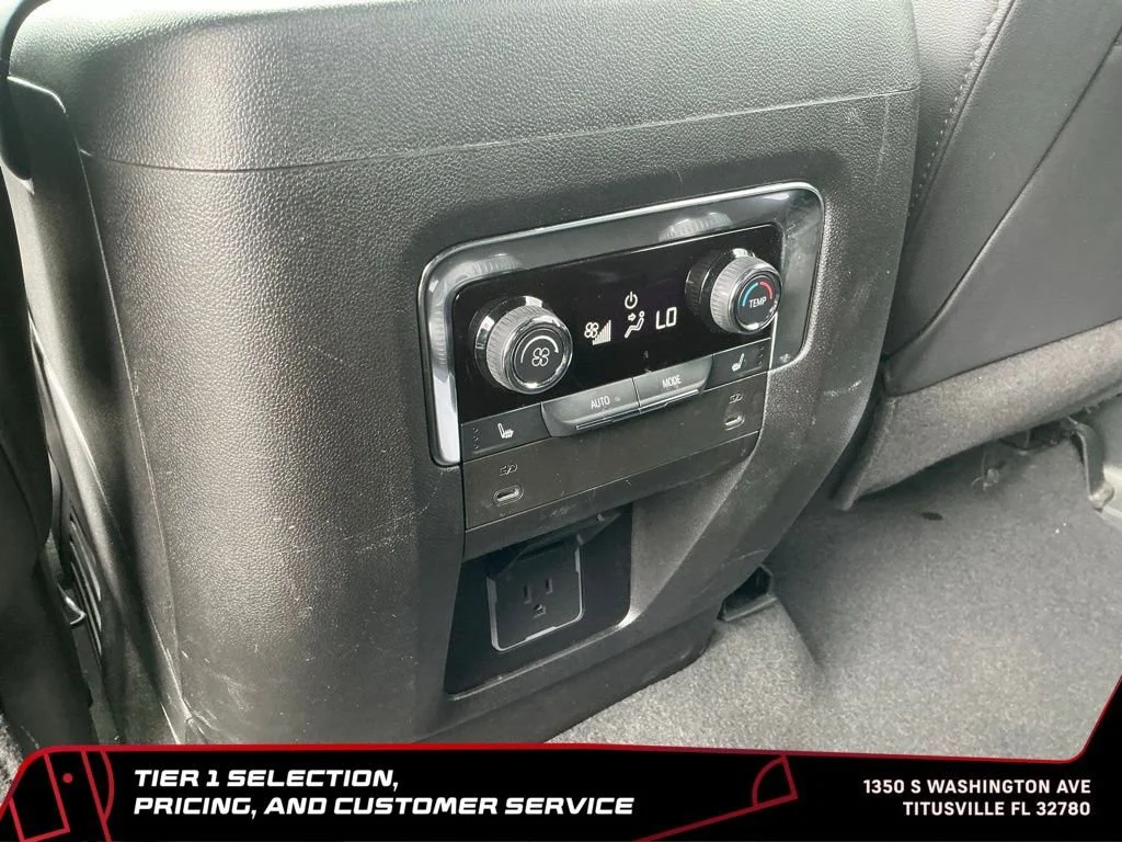 Used 2025 Dark Ash Metallic Chevrolet Premier image 27