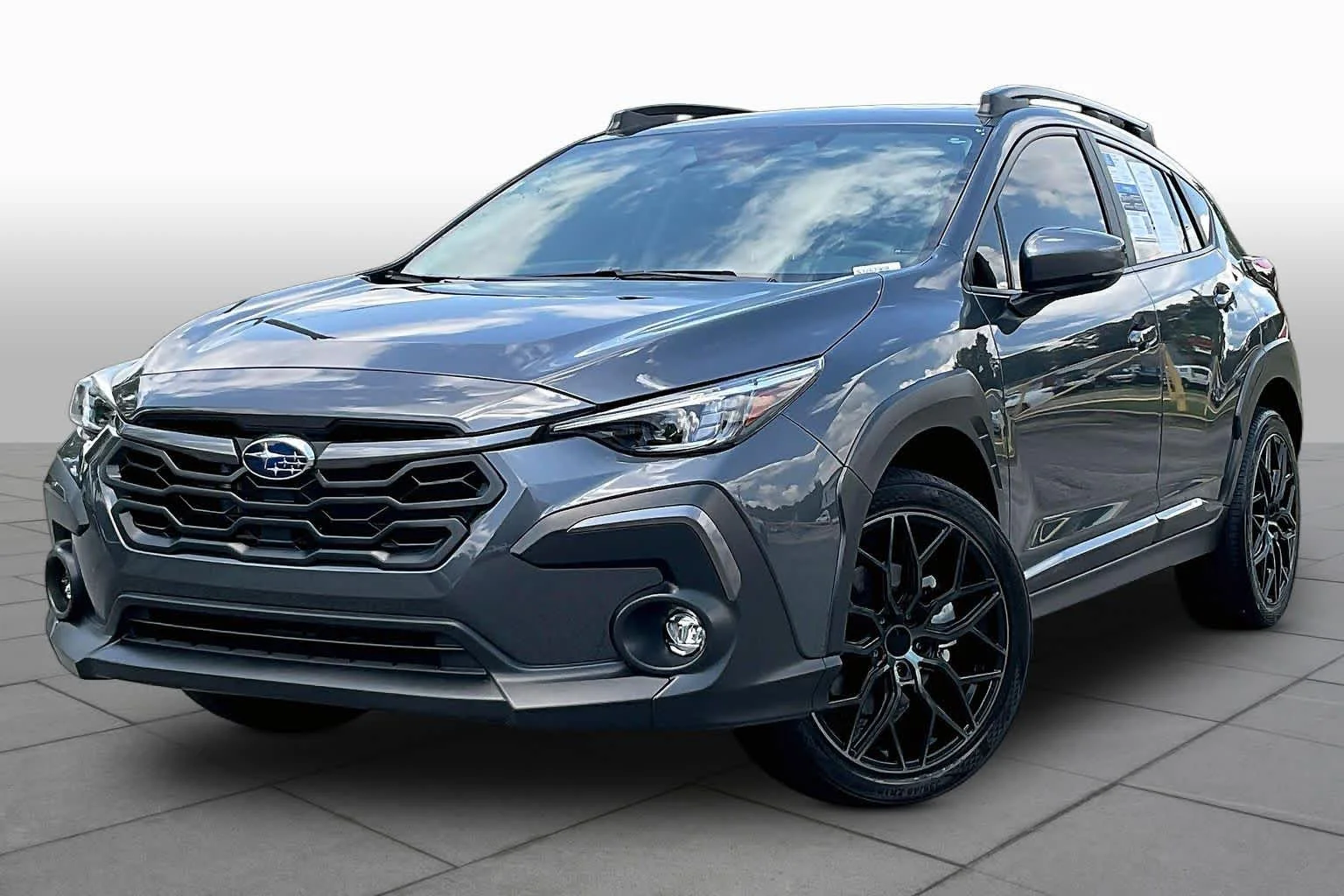 Used 2025 Magnetite Gray Metallic Subaru Limited image 2