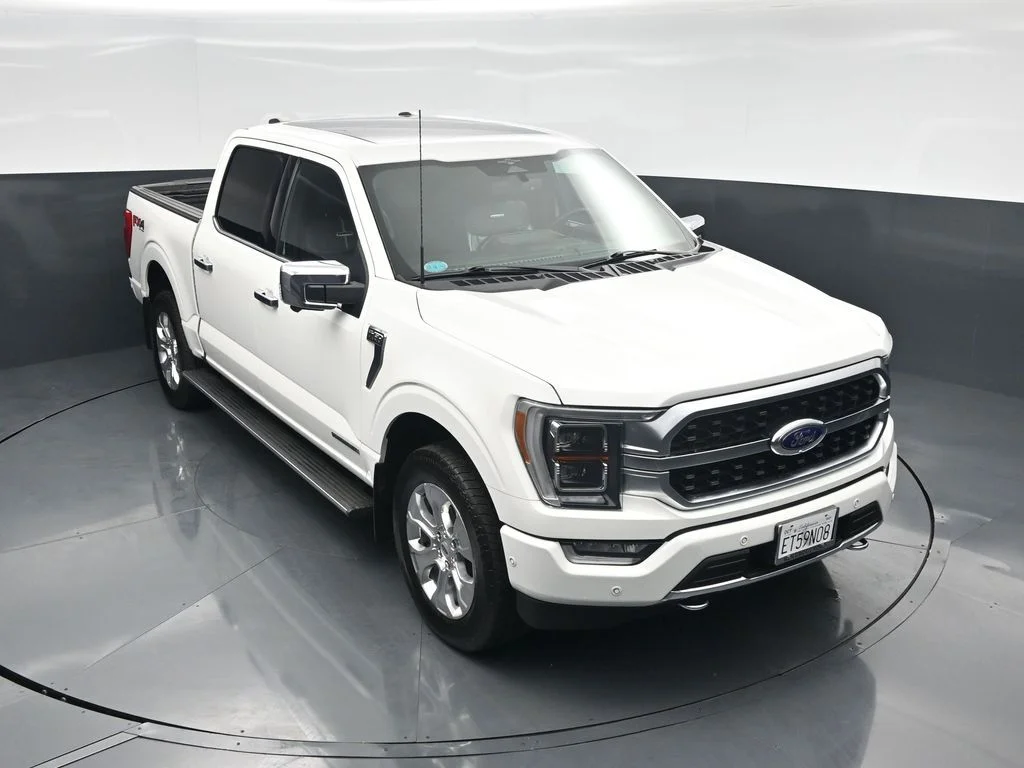 Used 2023 White Ford Platinum image 38