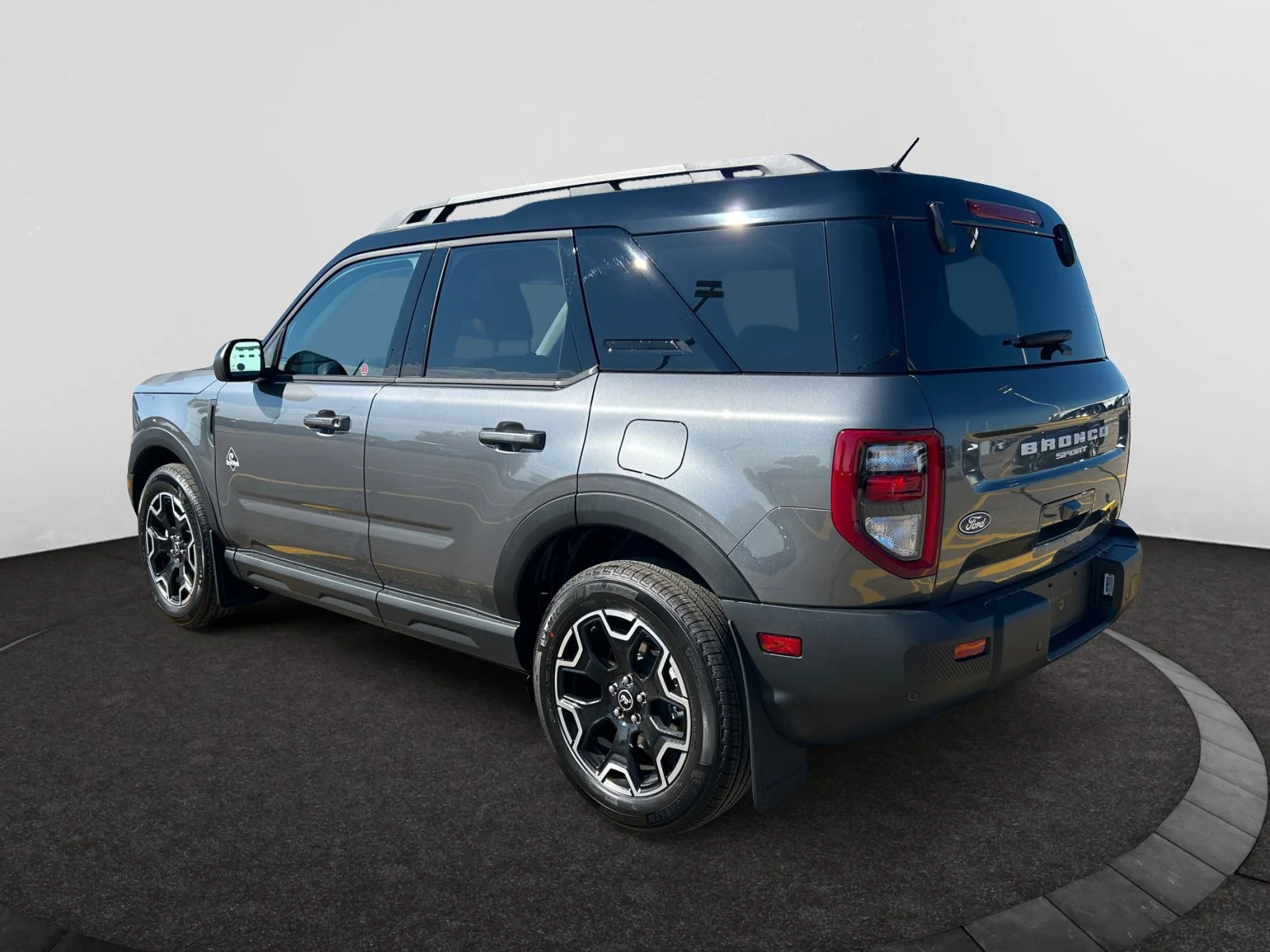 New 2026 Carbonized Grey Metallic Ford Outer Banks image 3
