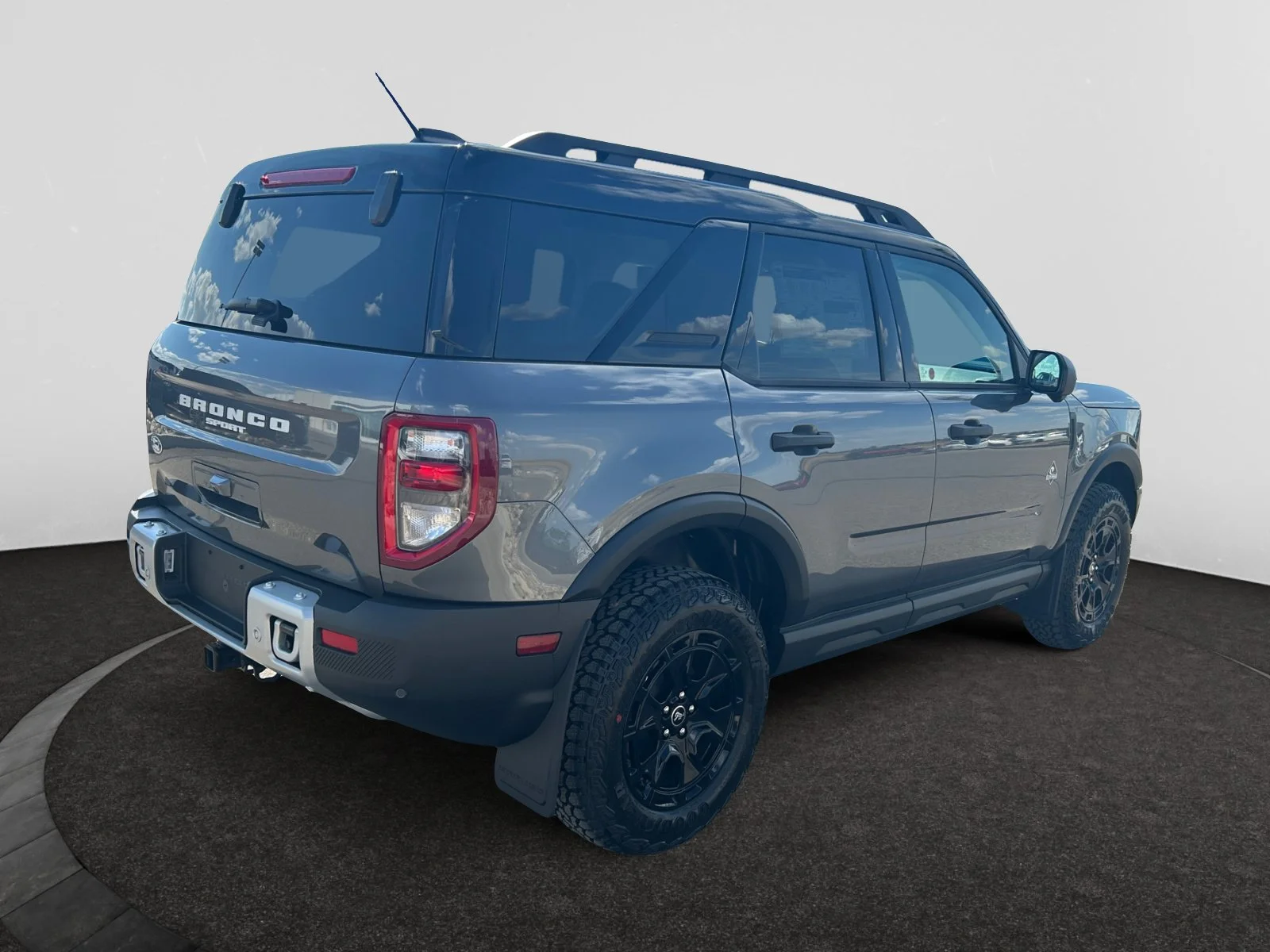 New 2026 Carbonized Grey Metallic Ford Outer Banks image 5