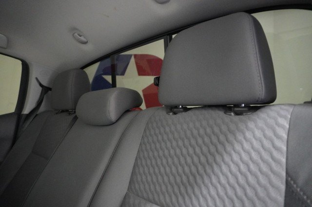 Used 2022  Toyota SR image 17