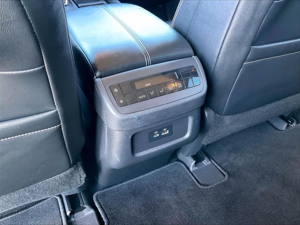 Used 2022 Deep Ocean Blue Pearl Nissan SL image 27