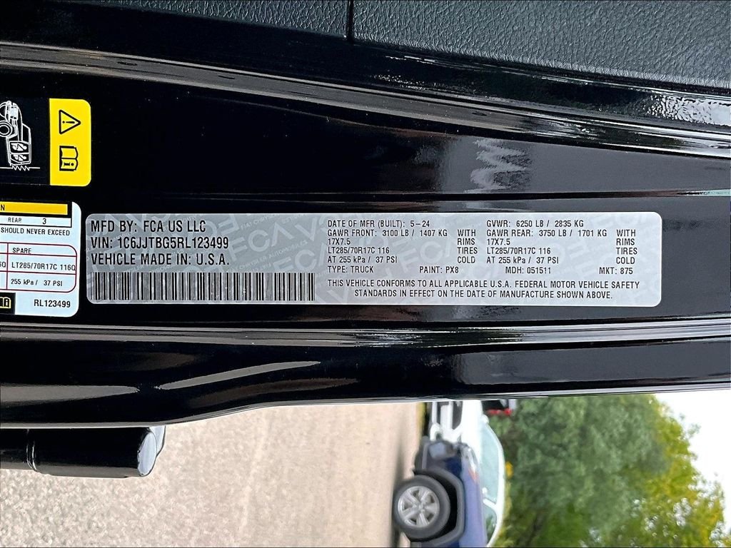 Used 2024 Black Jeep Rubicon image 9