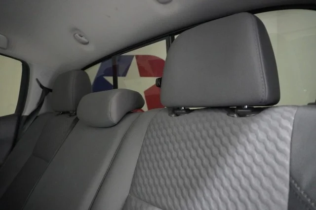 Used 2022  Toyota SR image 17