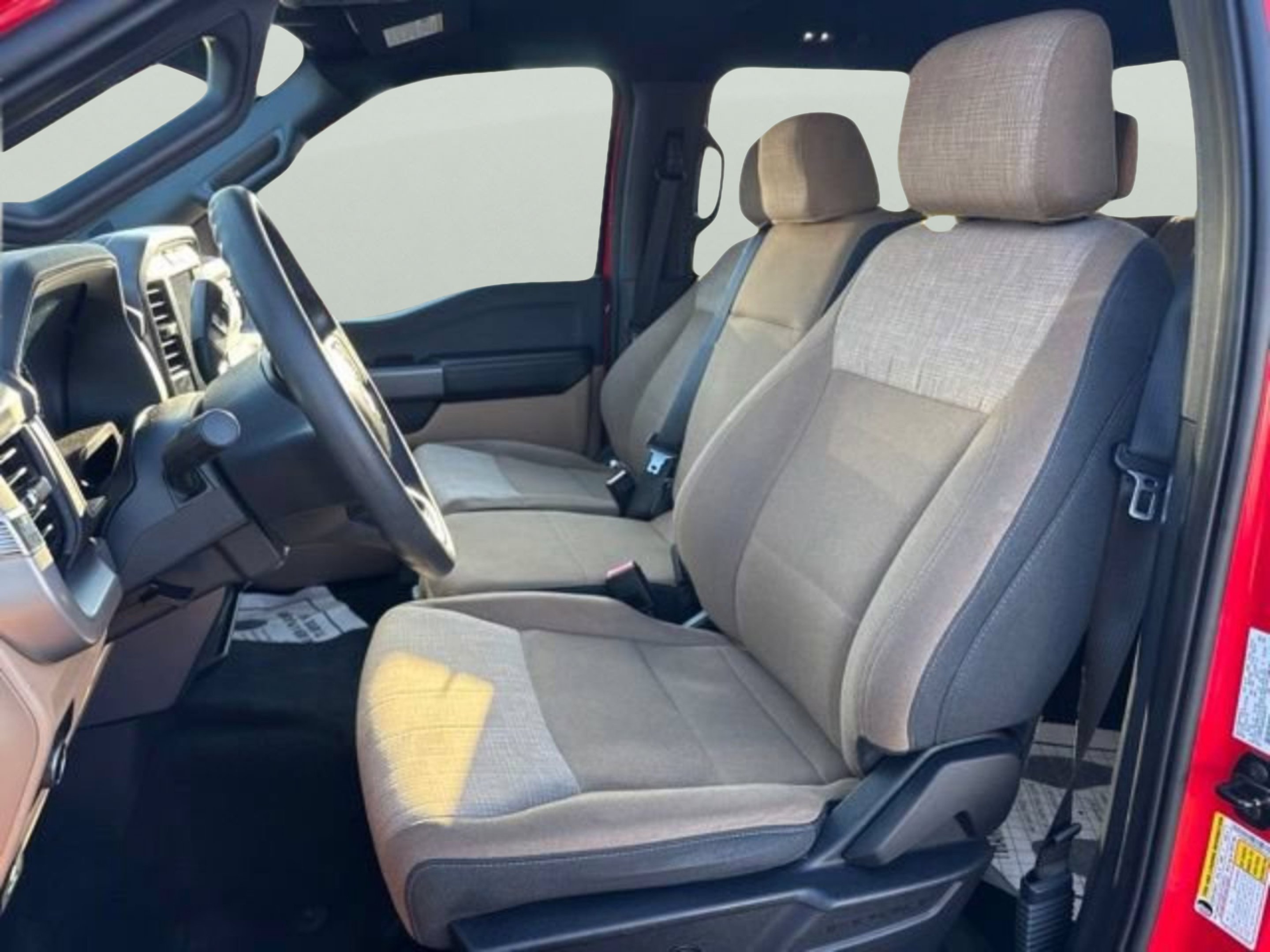2023 Ford F-150 XLT - Photo 10