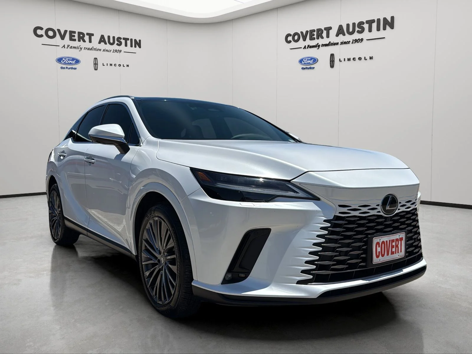Used 2024 White Lexus 350h Luxury image 7