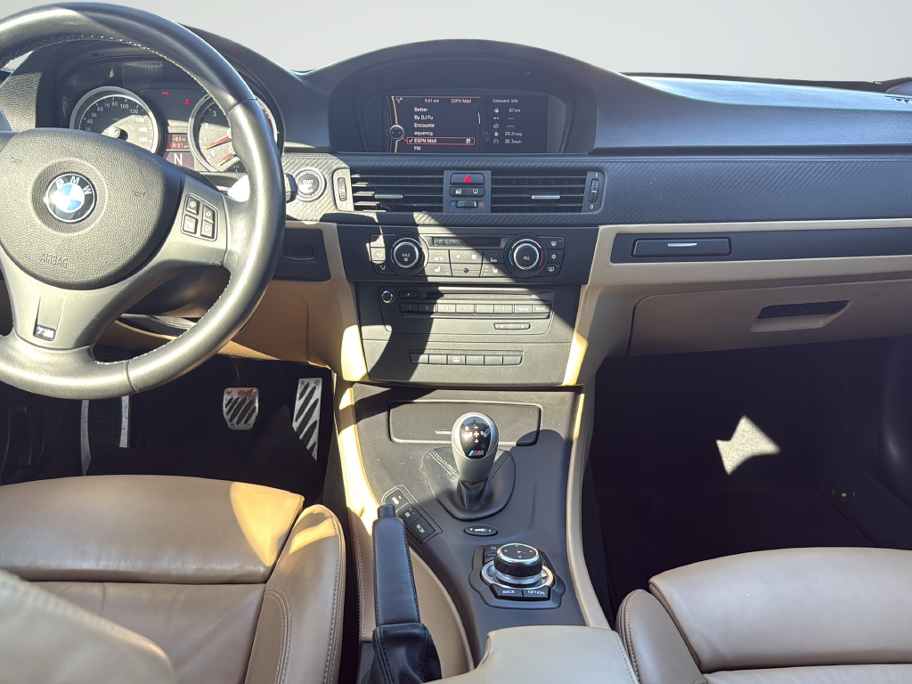 Used 2011  BMW Base image 10