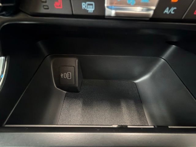 New 2026 Oxford White Ford XLT image 41