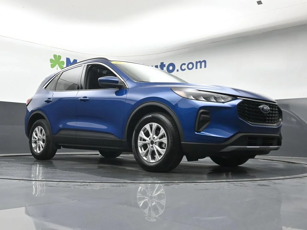Used 2023 Blue Ford Active image 28