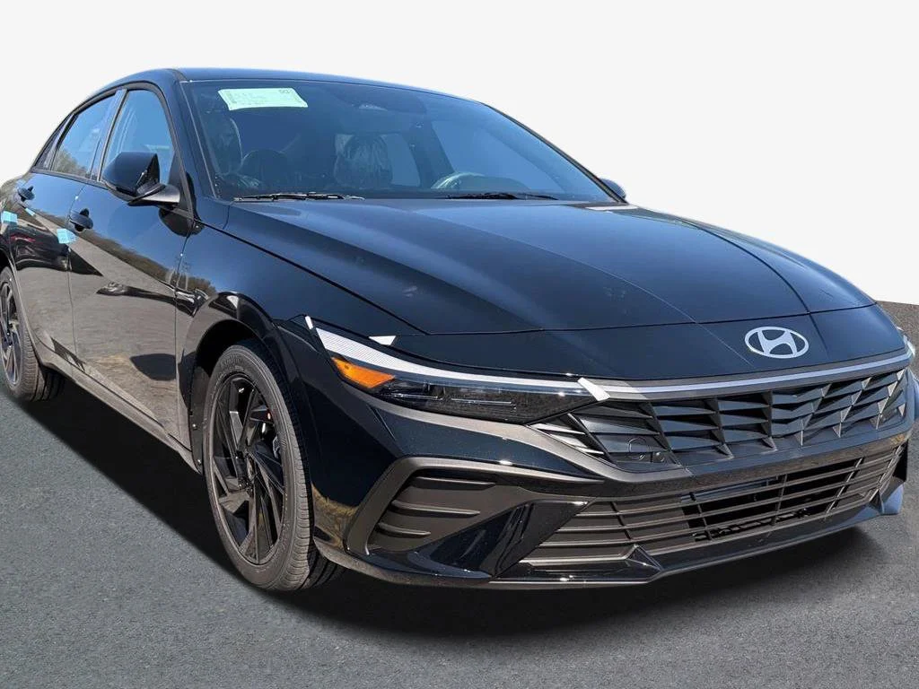 Used 2026 Black Hyundai SEL Sport image 2