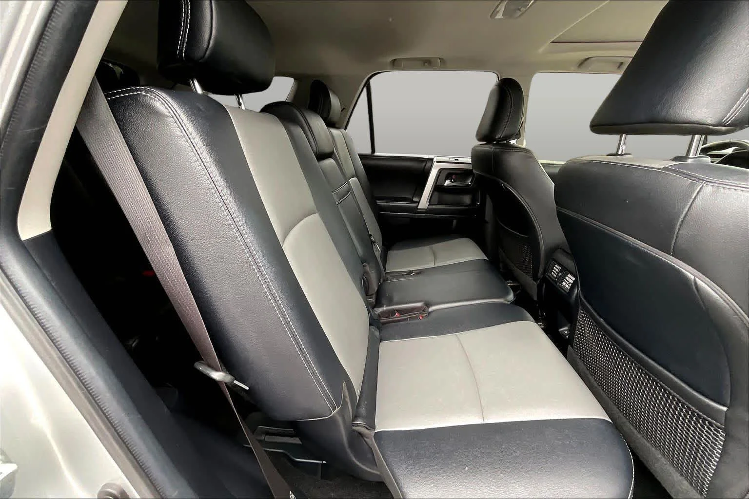 Used 2023 Classic Silver Metallic Toyota SR5 Premium image 21