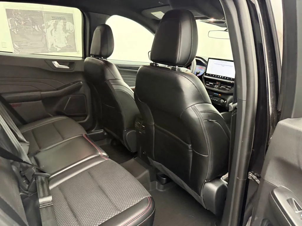 Used 2024 Black Ford ST-Line image 32