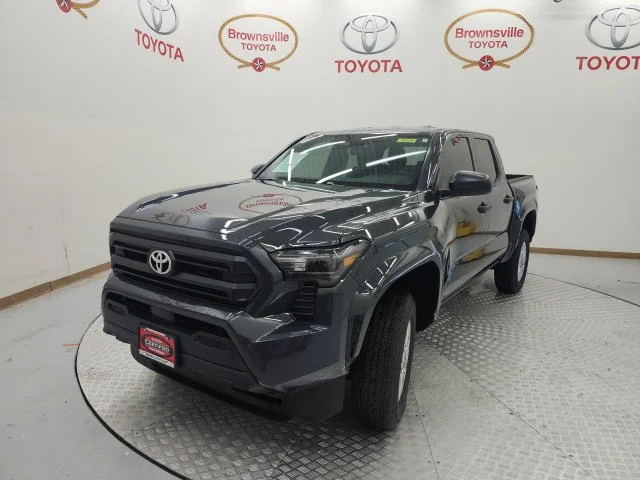 Used 2026  Toyota SR image 2