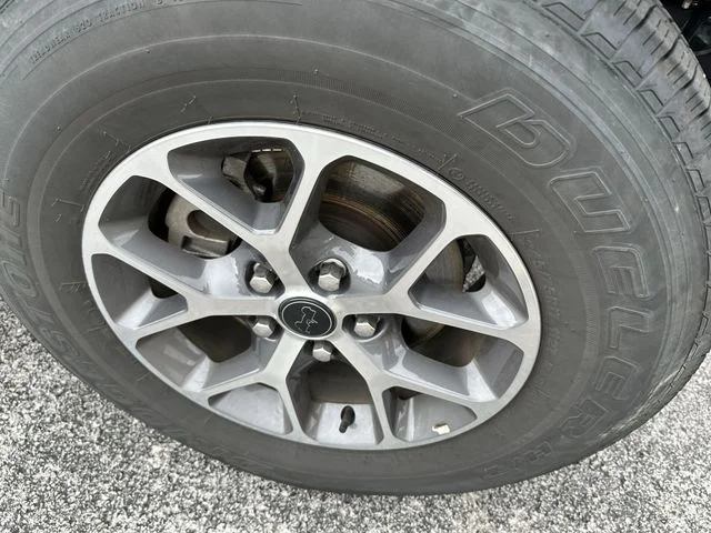 Used 2024 Gray Jeep Sport S image 21