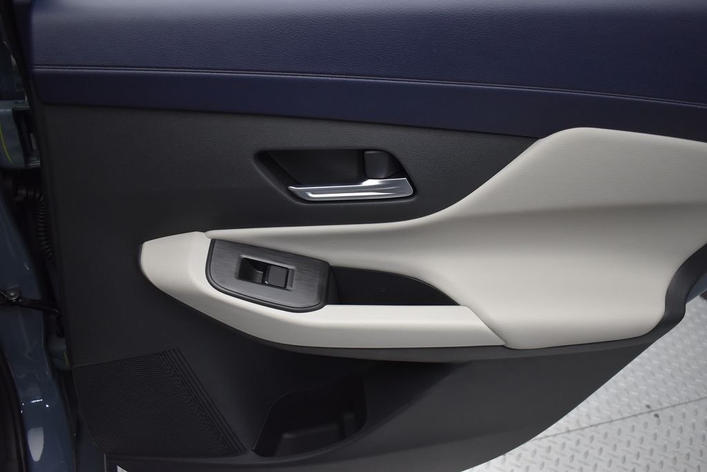 New 2026 Atlantic Gray Metallic Nissan SL image 33