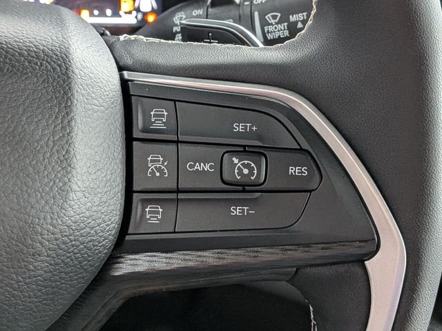Used 2025 Silver Jeep Laredo X image 24