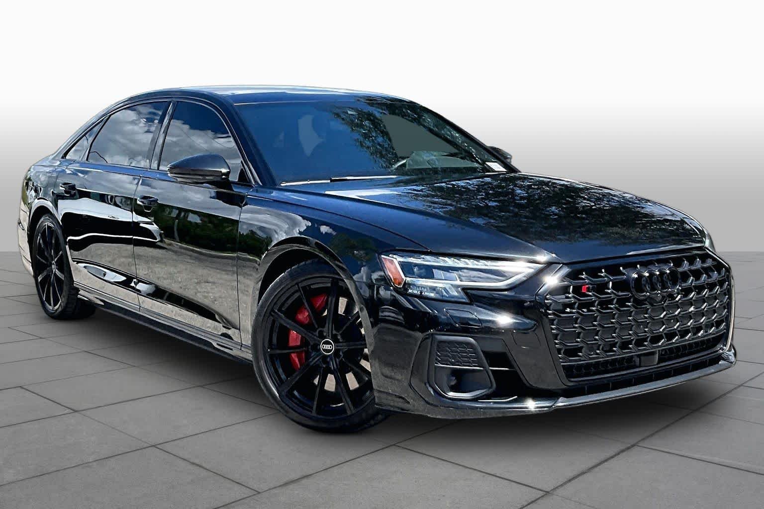 Pre-Owned 2022 Audi S8