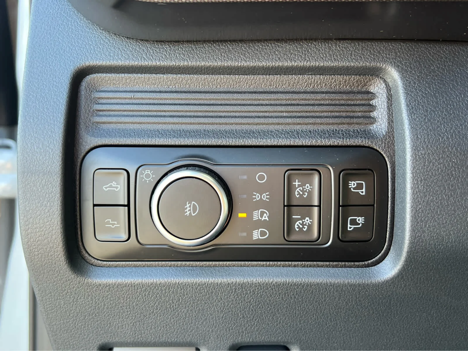 New 2026 Avalanche Ford F-450® Platinum® image 33