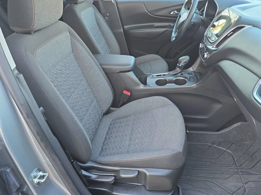 2024 Chevrolet Equinox LT - Photo 29