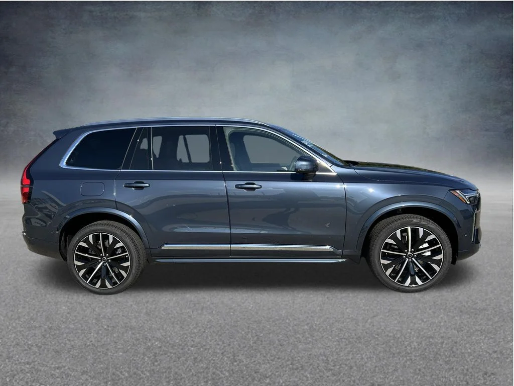 2026 Volvo XC90 Plus - Photo 9
