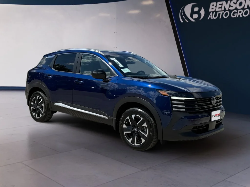 New 2027 Blue Nissan SV image 7