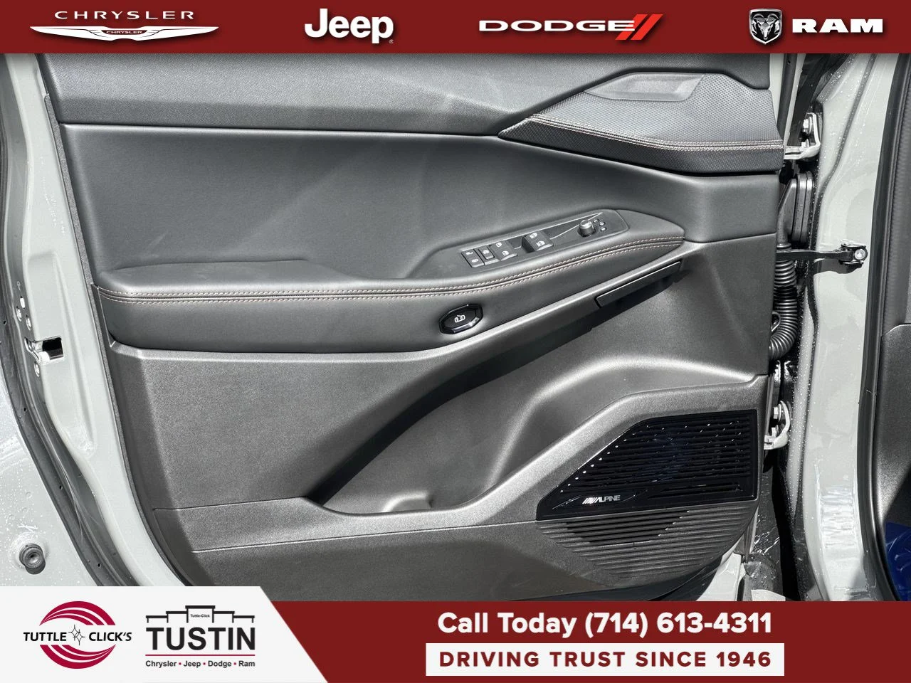 New 2027 Sting-Gray Clearcoat Jeep Limited Altitude image 27