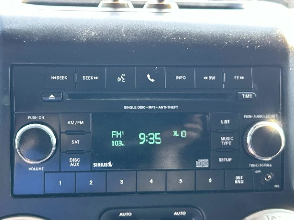 Used 2018 Black Jeep Unlimited Rubicon image 34