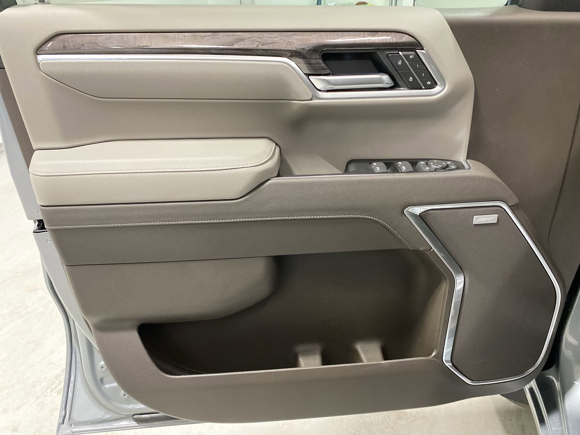 2026 Chevrolet Silverado 1500 LTZ - Photo 21