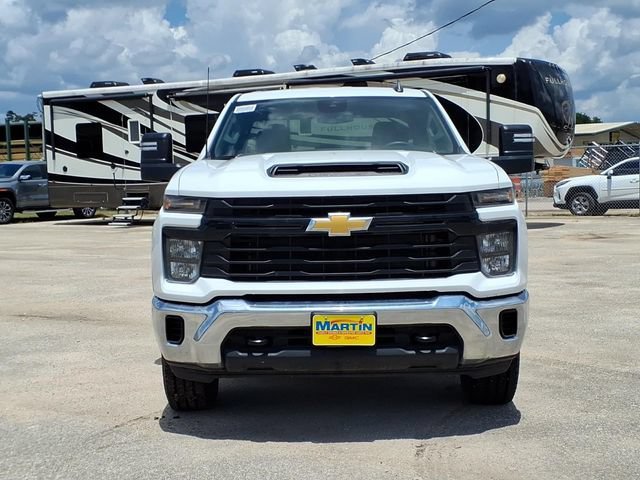 New 2026 Summit White Chevrolet WT image 2