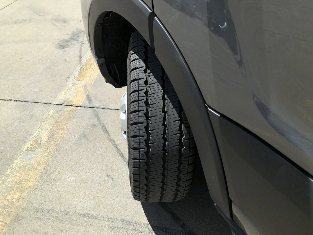 New 2027 Carbonized Gray Metallic Ford  image 26