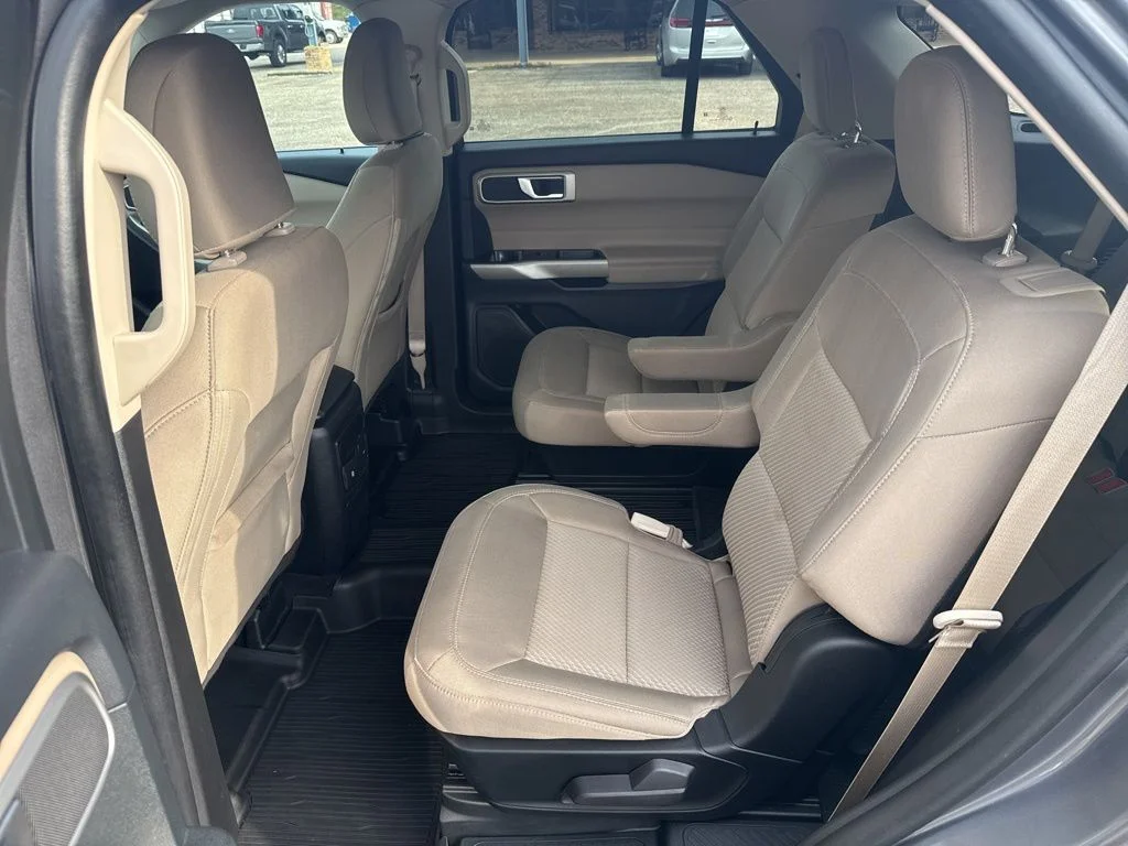 2023 Ford Explorer XLT - Photo 11