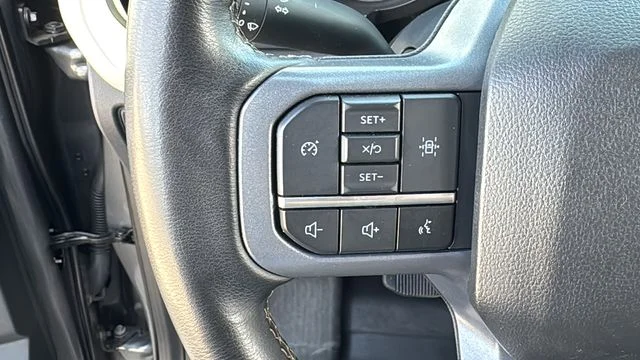 Used 2023 Red Ford XLT image 22