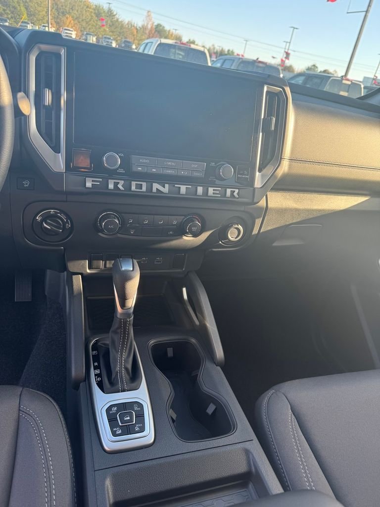 2026 Nissan Frontier SV - Photo 13