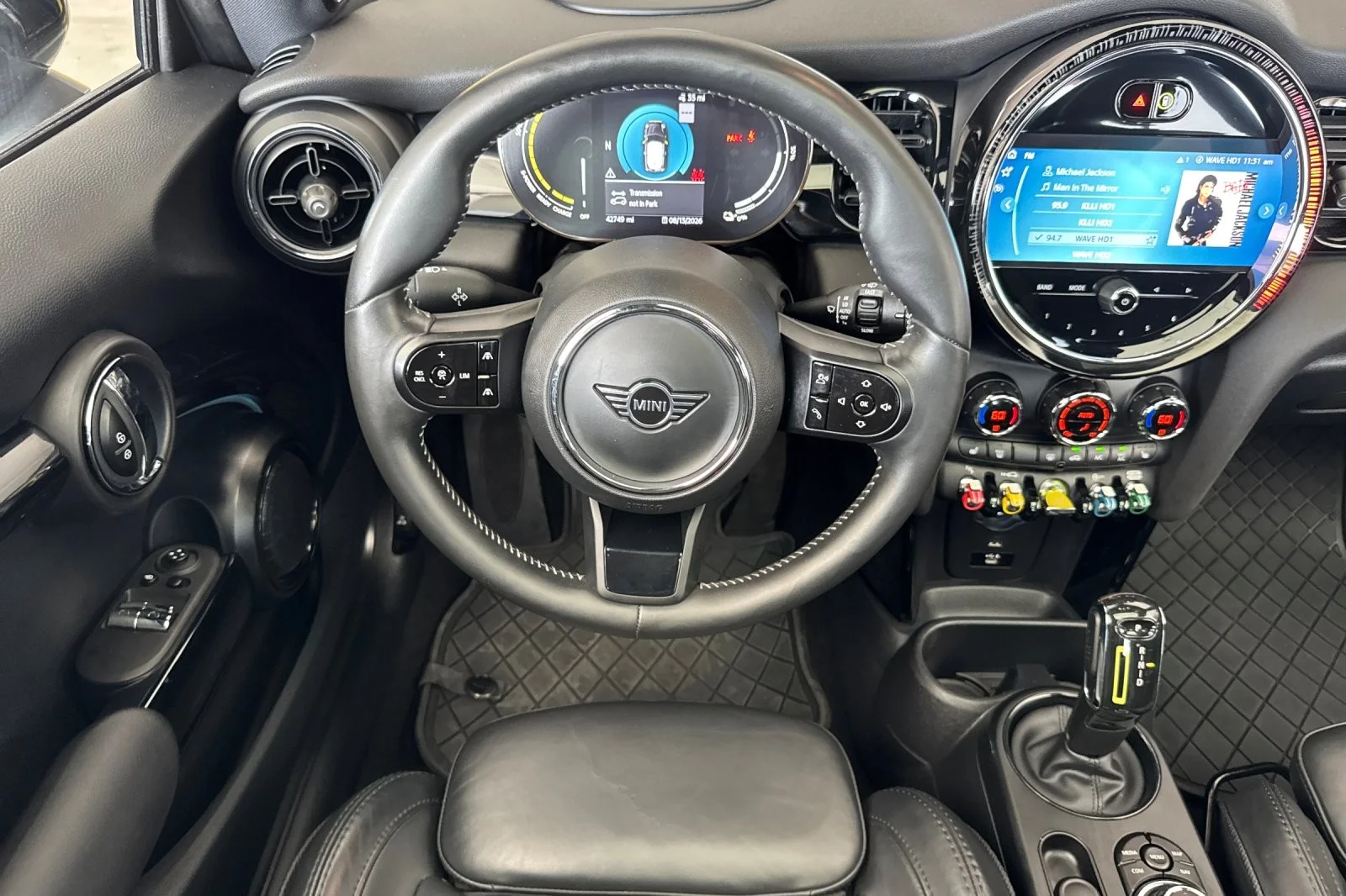 Used 2022 PRECIOUS METAL MINI Cooper SE image 13