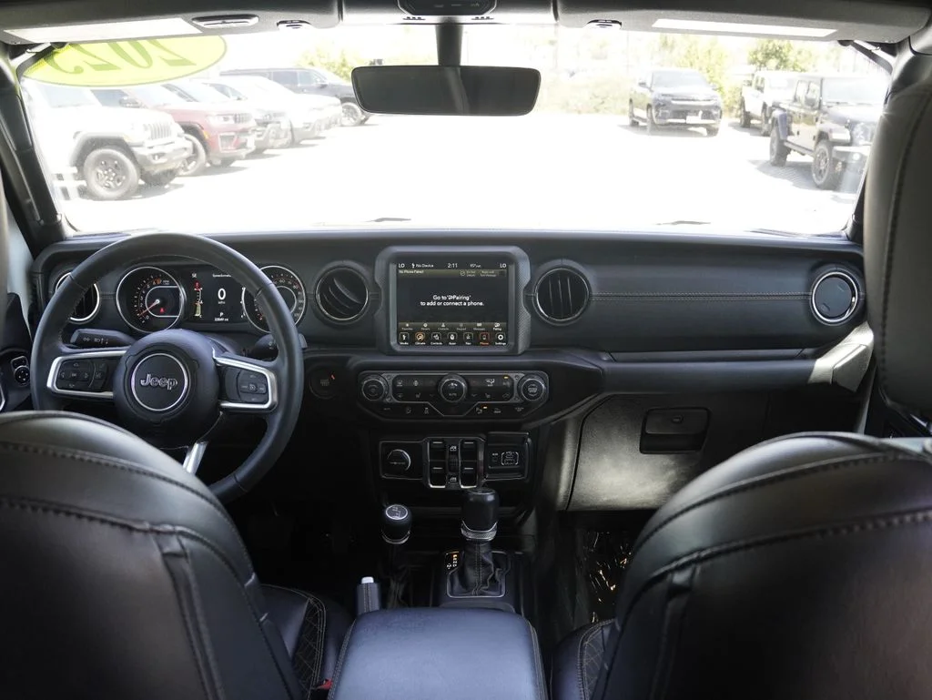 Certified Used 2023 White/off-white Jeep High Altitude image 32