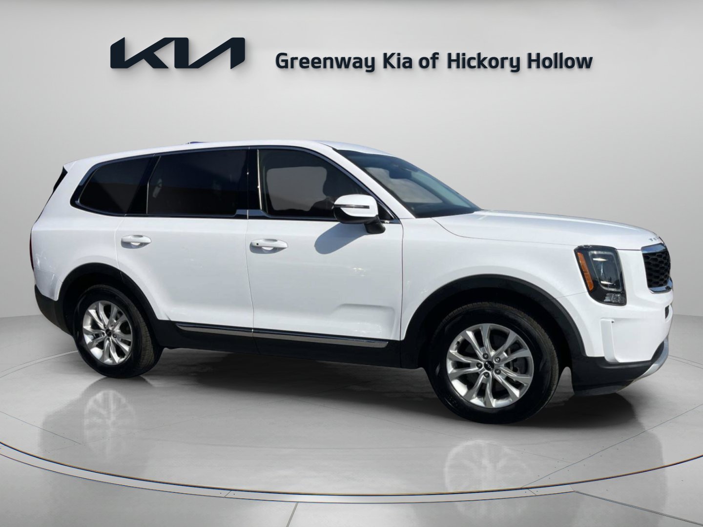 Used 2022 Glacial White Pearl Kia LX image 8