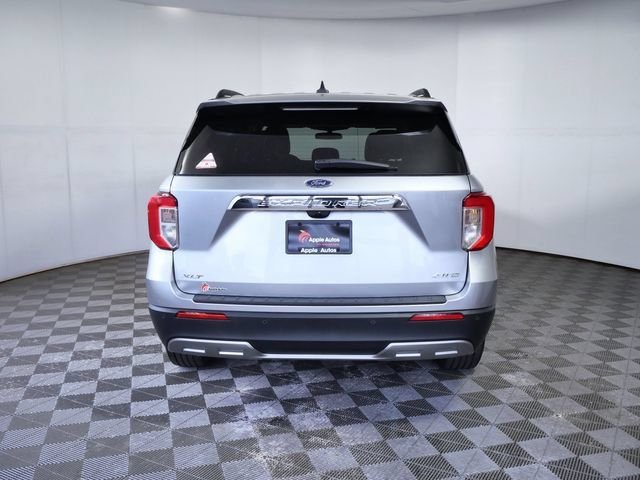Used 2024 Silver Ford XLT image 7