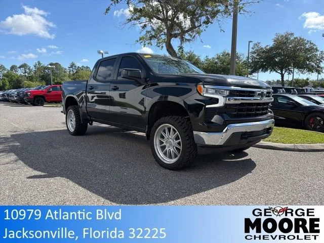 2023 Chevrolet Silverado 1500 LT 4X4 Crew Cab Short Box's photo