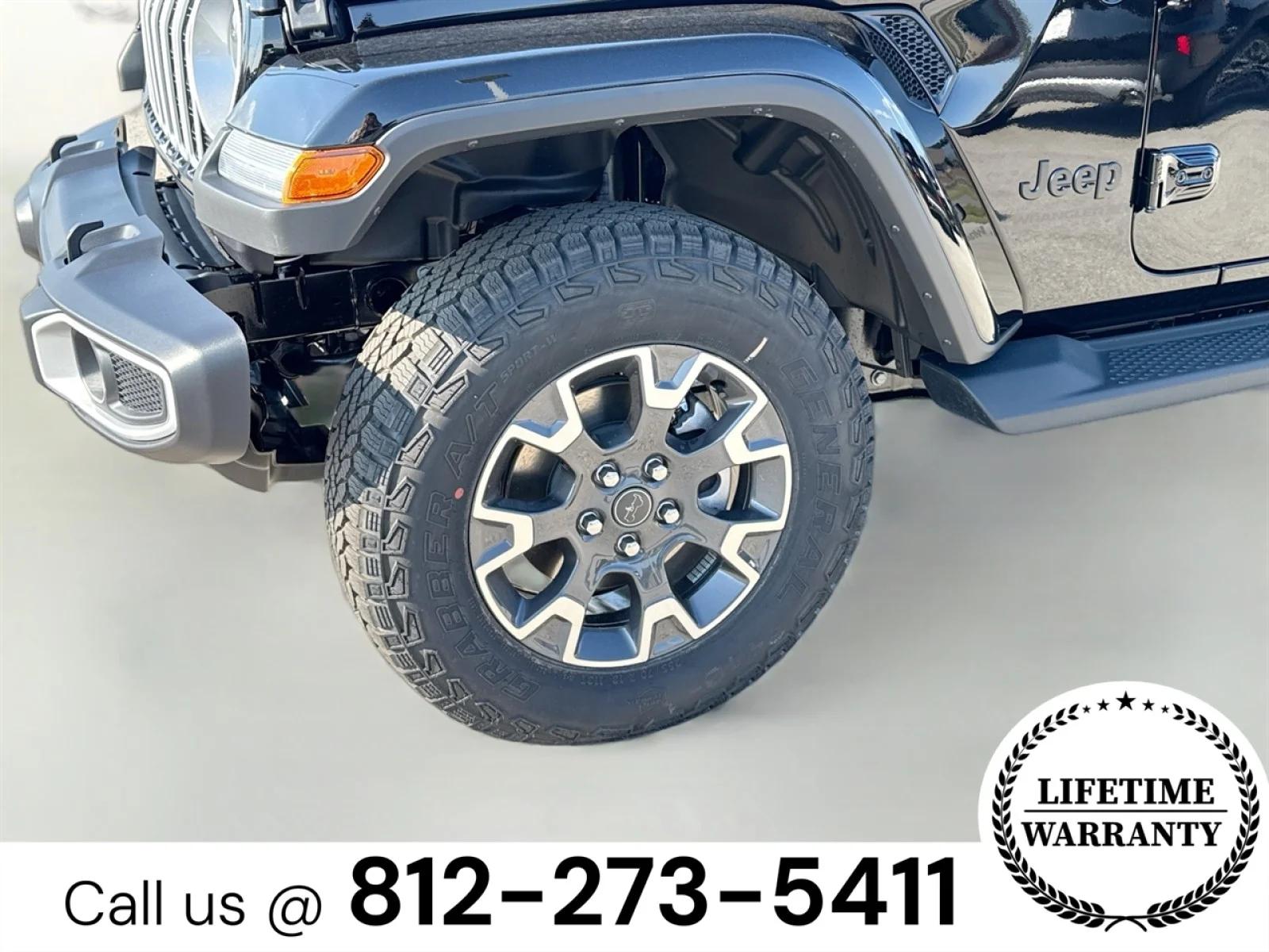 2025 Jeep Wrangler 4-Door Sahara - Photo 30
