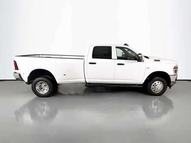 2026 RAM 3500 Tradesman - Photo 8