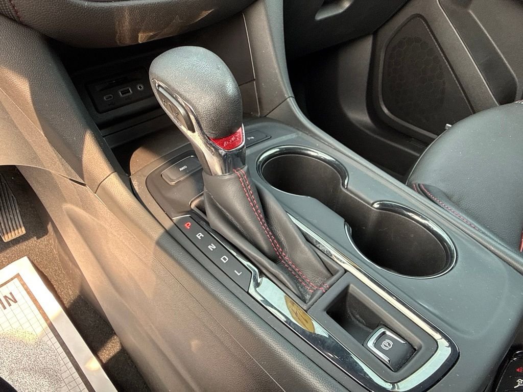 Used 2024 White Chevrolet RS image 35